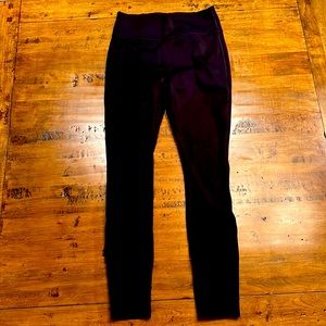 Black Fabletics leggings